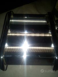 macchina per tirare la pasta fatta in casa