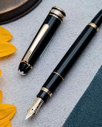 MontBlanc Stilografica Mozart Oro 14 Kt Nuova