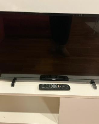 Smart TV LED Full HD ultra sottile