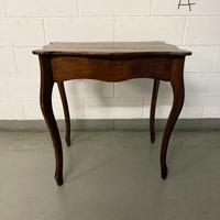 tavoli e sedie in legno vintage