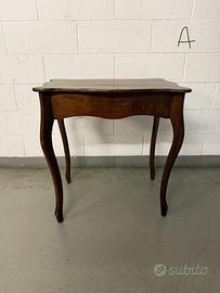 tavoli e sedie in legno vintage