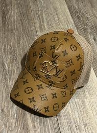Cappello Monogram LV