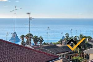 Esclusivo Attico con Terrazza Vista Mare