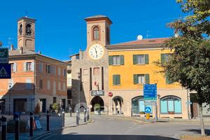 Garage 16mq san Polo D 'enza