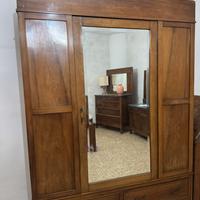 Armadio molto antico