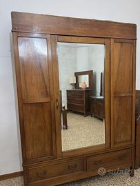 Armadio molto antico