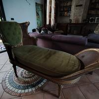 Chaise longue stile Luigi XVI dorata con paglia di