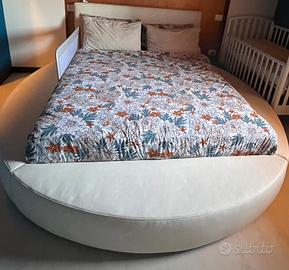 Letto contenitore matrimoniale