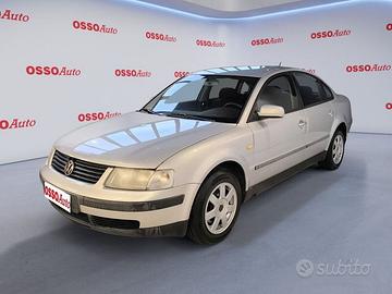 Volkswagen Passat 1.8 BENZINA 150 HP COME STA...