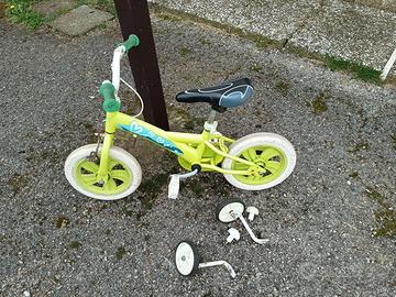 Bicicletta bimbo bimba a rotelle giocco