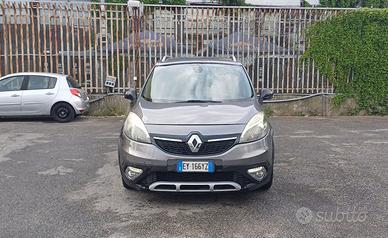 RENAULT Scenic Scénic XMod Cross 1.5 dCi 110CV E