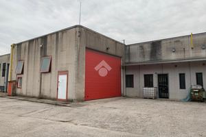 CAPANNONE A COGOLLO DEL CENGIO