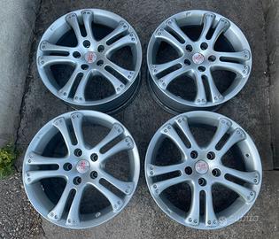 Cerchi in lega 16