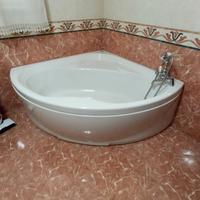 Vasca da bagno angolare