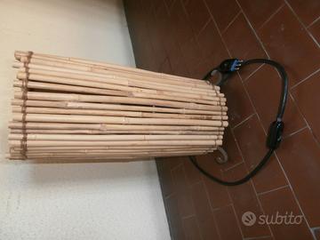 Lampada etnica in ferro battuto e bamboo