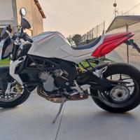 MV Agusta Brutale 800