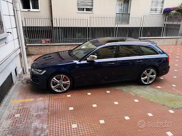 AUDI S6 avant 4.0 tfsi V8 - 450 cv