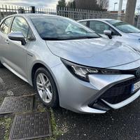 TOYOTA Corolla 1.8 Hybrid Active