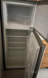 Frigorifero con Congelatore (OTTIM E CONDIZIONI)