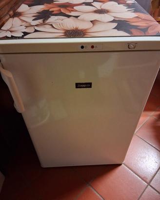 Congelatore verticale Zoppas 3 cassetti A++ 90 l