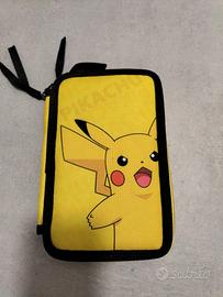 astuccio Pokémon due scomparti Nuovo - Tutto per i bambini In vendita a  Varese