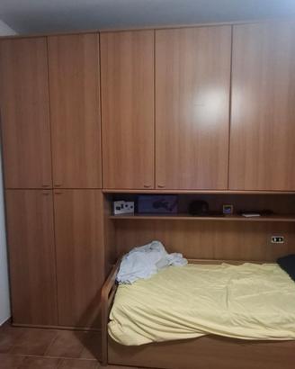 armadio in legno