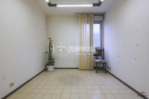 QUADRILOCALE AL SECONDO PIANO IN PEDAGNA - ZONA SU