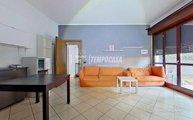 BILOCALE CON GIARDINO TAVERNA E BOX!!!