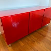 Mobile rosso design Made in Italy tre ante 180cm