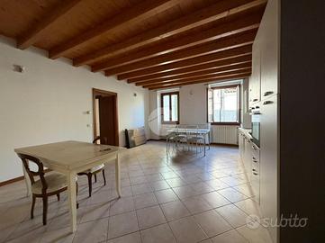 2 LOCALI A LONATO DEL GARDA