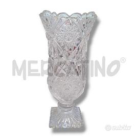 VASO CRISTALLO BASE QUADRATA FANTASIE IN RILIEVO