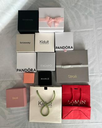 Lotto scatoline gioielli pandora stroili kidult
