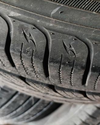 4 gomme per fuoristrada poco usate. 265/60 PR 18