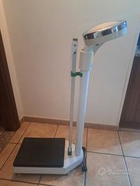 Bilancia a colonna con altimetro 