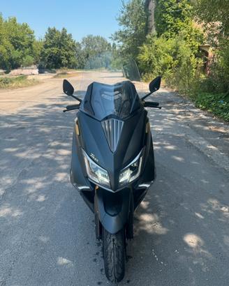 T-Max 530