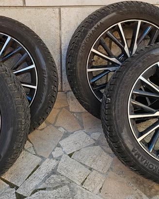 GOMME INVERNALI TOYOTA CHR YOKOAMA CERCHI IN LEGA