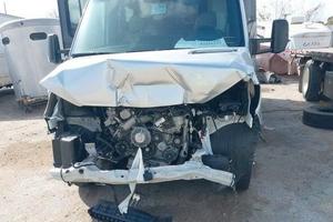 mercedes spinter  2,2   2022    ricambi
