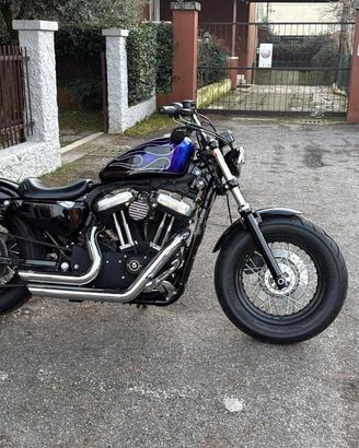 Harley Davidson ‘48 + pezzi originali