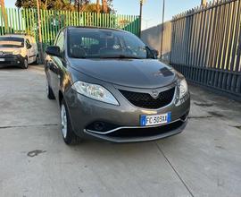 LANCIA Ypsilon 0.9 TwinAir 85 CV 5 porte Metano