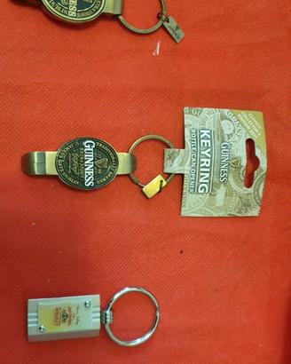 Portachiavi Guinness e whisky jack daniels
