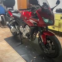 Yamaha FZ1 Fazer - 2012