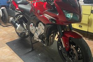 Yamaha FZ1 Fazer - 2012