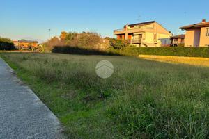 TER. RESIDENZIALE A DESENZANO DEL GARDA