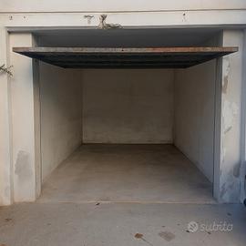 Garage a Martinsicuro