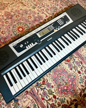 Tastiera yamaha digitale musicale