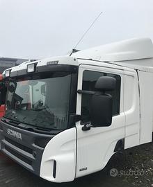 Cabina SCANIA CP16 cabina media tetto basso