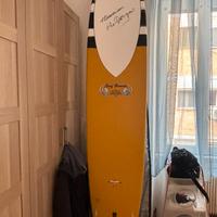 Dobald Takayama in the pink tuflite 9’3