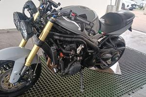Triumph 955i 1050 2004