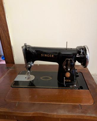 Macchina da cucire vintage singer