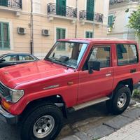 Toyota land cruiser lj 70